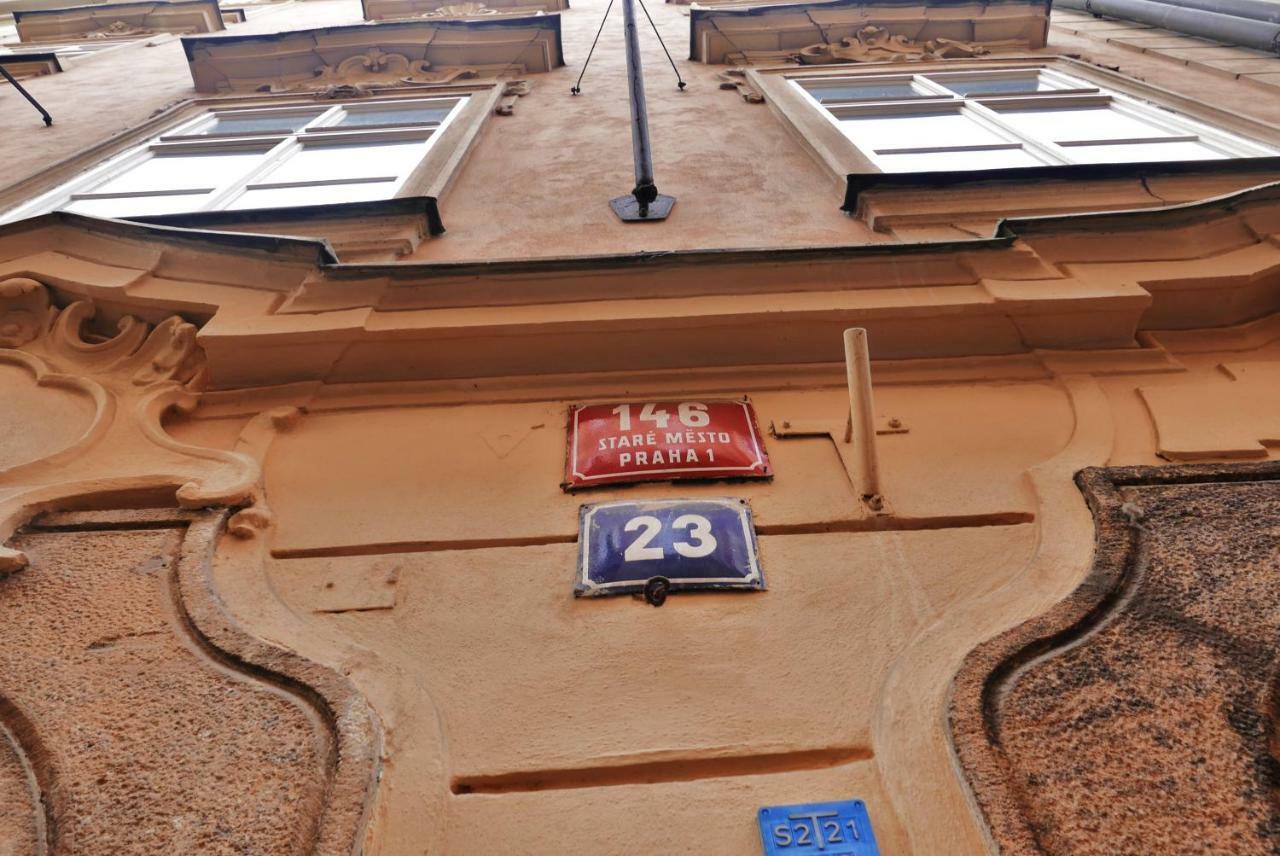 Apartment 3pomegranates Prag